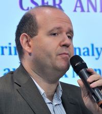 Андреаш Цзер, старший аналитик Forrester Research